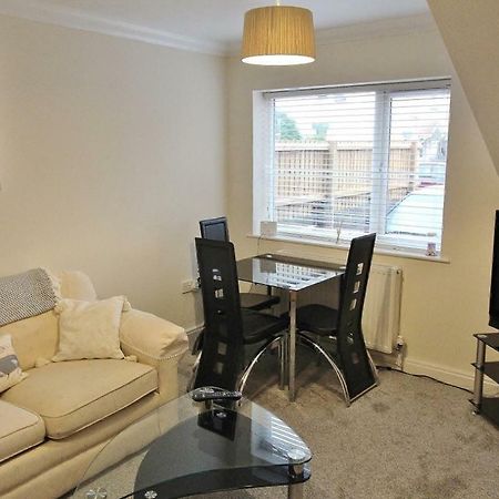 شقة 94A Flat 1Gladstone Road East بورنماوث المظهر الخارجي الصورة